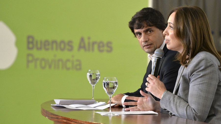 Vidal y Lacunza, en los anuncios de este miércoles en La Plata.