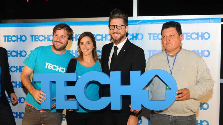 Políticos, periodistas y celebridades participaron del aniversario de Techo