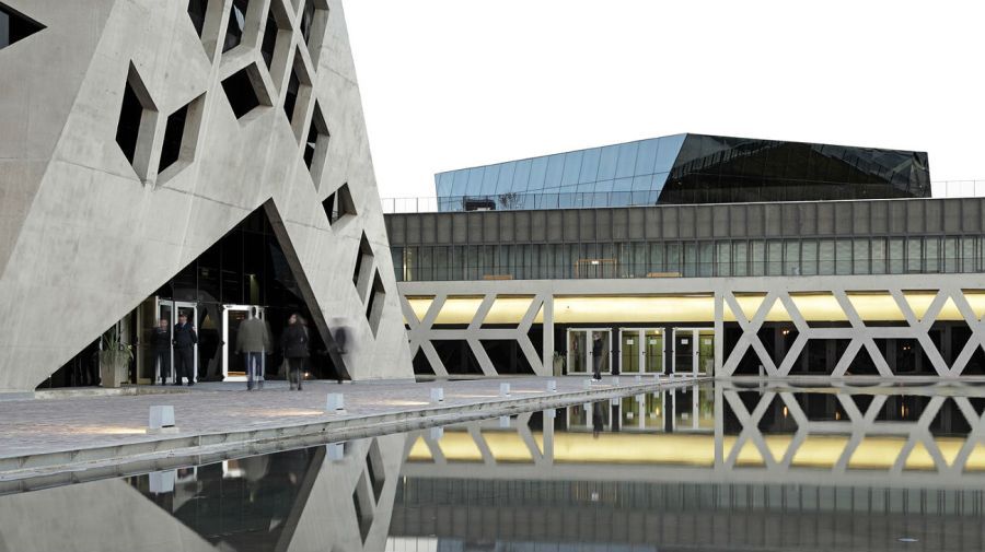 El Centro Cívico del Bicentenario, la sede de la Gobernación cordobesa, será el lugar de la despedida a De la Sota.