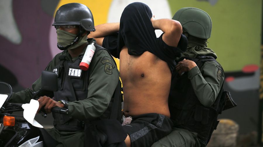 20190123 Manifestante detenido venezuela