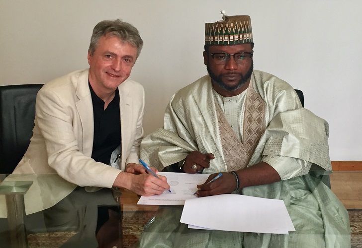 Acuerdo coproducción Córdoba Nigeria