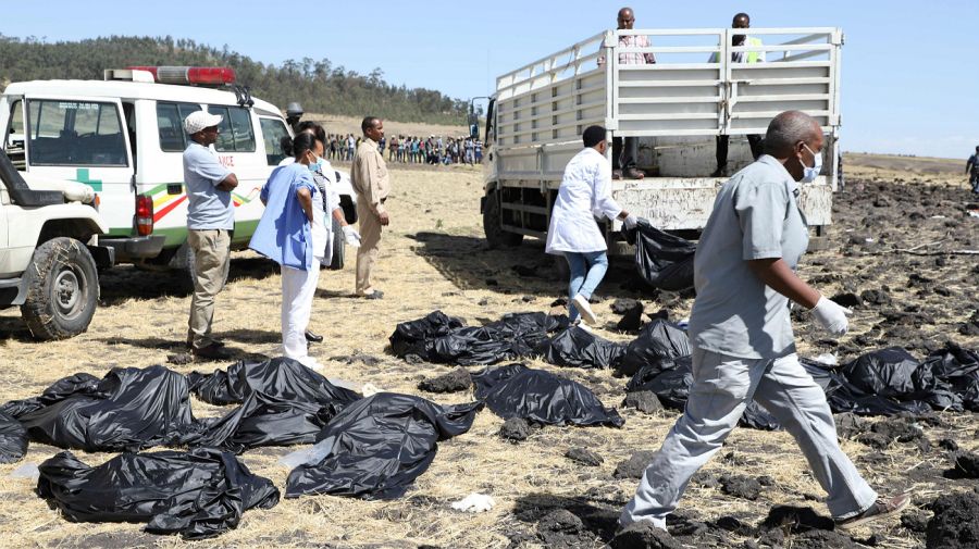 Tragedia área en Etiopía. 157 muertos tras estrellarse un Boeing 737.