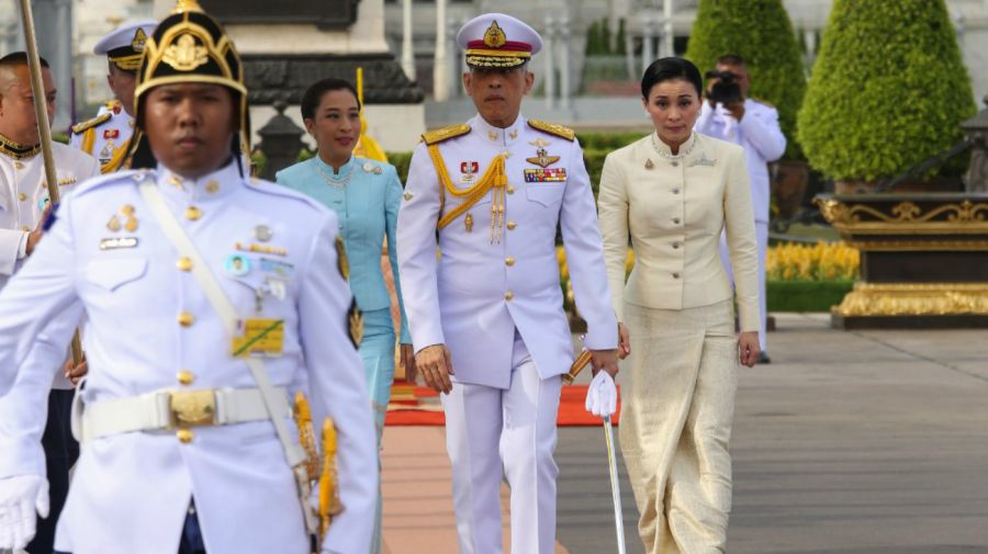 boda rey tailandia reina suthida