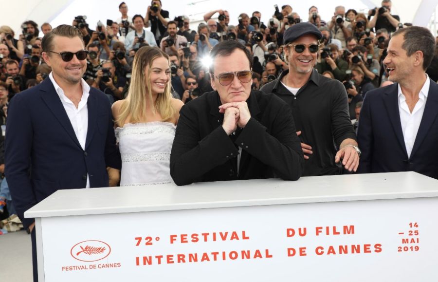 Leonardo DiCaprio, Margot Robbie, Quentin Tarantino, Brad Pitt y el productor David Heyman, en el Festival de Cine de Cannes 2019