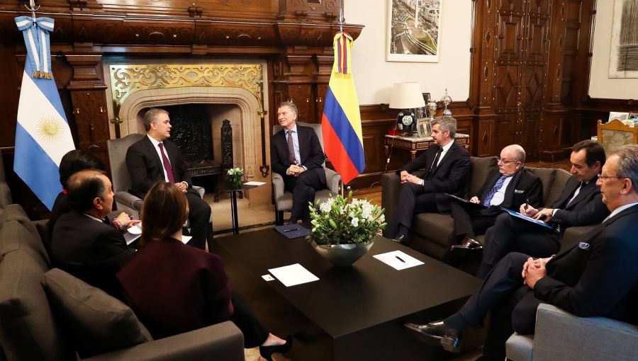 Mauricio Macri e Iván Duque en reunión de trabajo