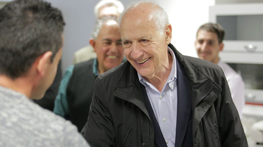 Roberto Lavagna de gira electoral por Mar del Plata.