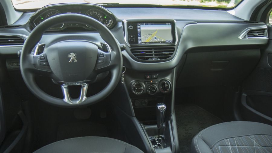 Peugeot 208 Allure Tiptronic