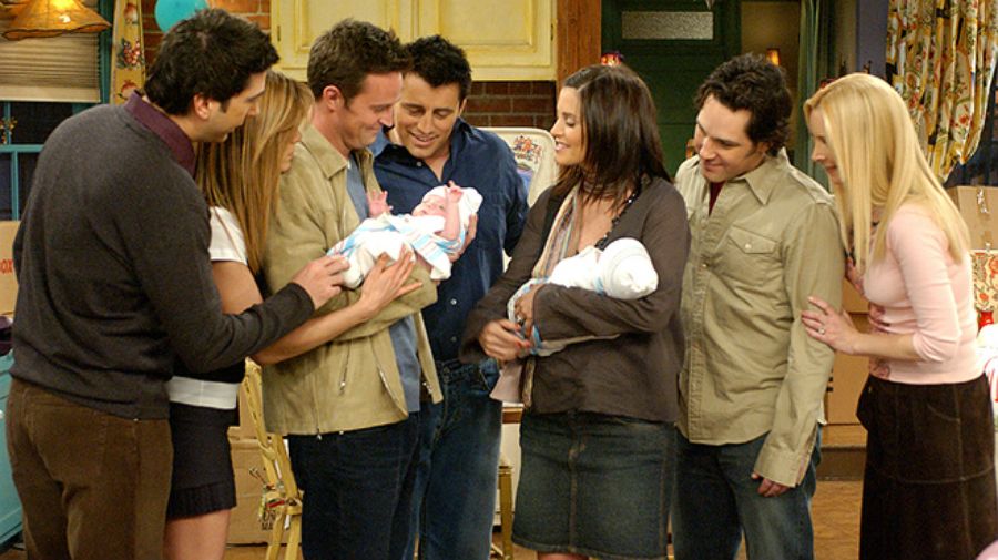 La serie finaliza cuando cada uno de los protagonistas se centra en su propia familia.
