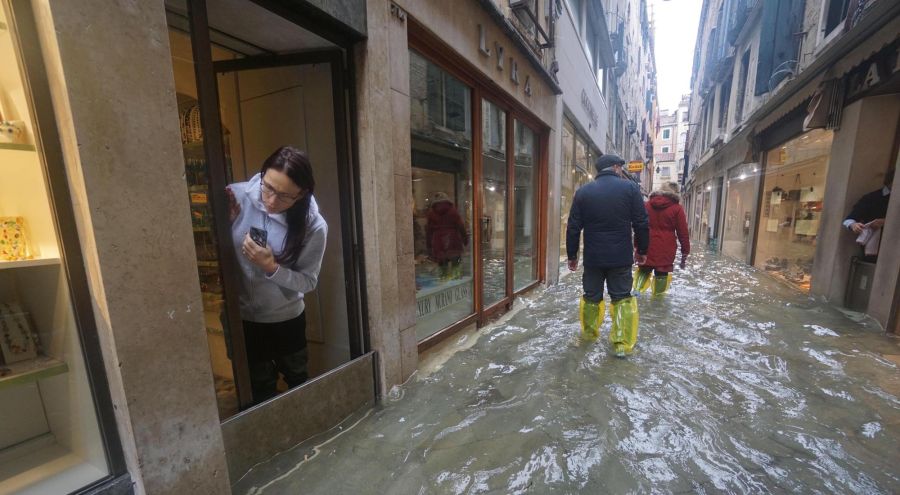 Venecia inundada por marea alta_G 20191112