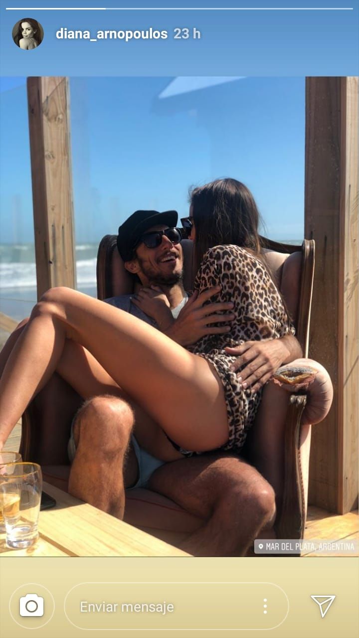 La foto de Pico Mónaco y su nueva novia acaramelados en Mar del Plata