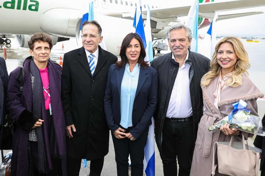 Lo que nadie te contó del look que eligió Fabiola Yañéz para arribar en Israel