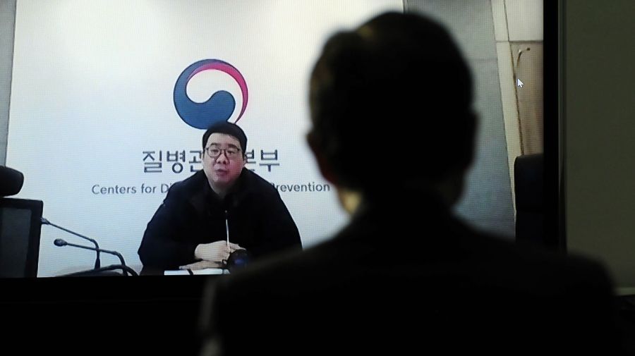 El pandemiólogo de Corea In-ho Kim, en la entrevista con Jorge Fontevecchia.