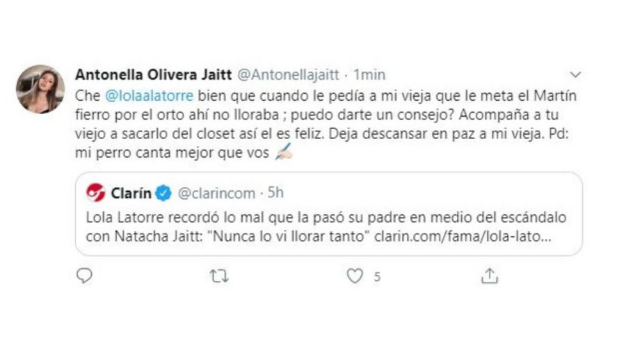 Antonella Olivera contra Lola Latorre