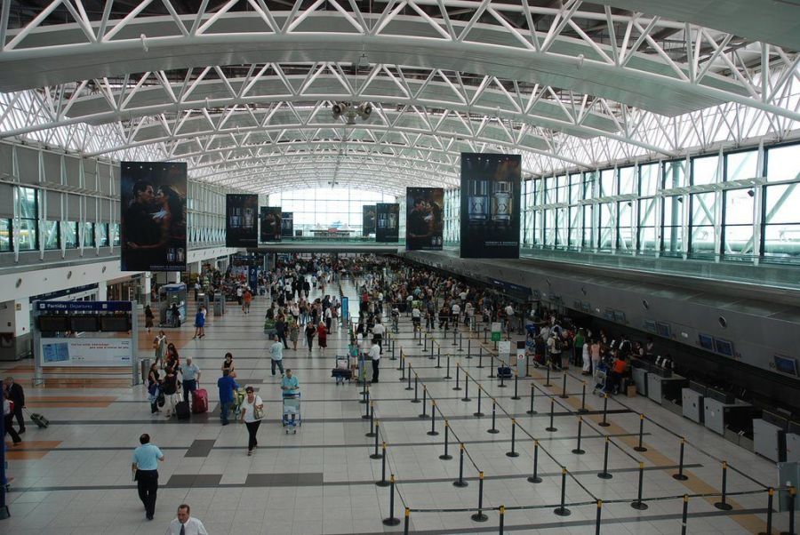 Aeropuertos en pandemia: lo que hay que tener en cuenta antes de volar