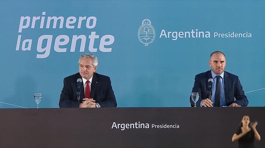 Alberto Fernández y el ministro de Economía Martín Guzmán 20220606