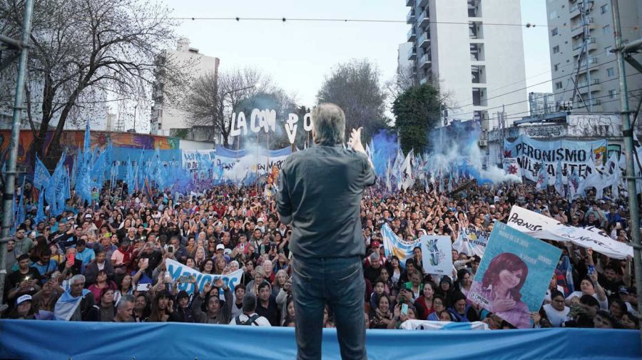 Máximo Kirchner en el Club Atenas de La Plata 20240920