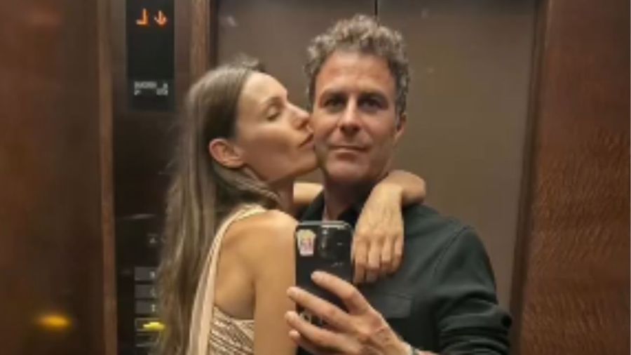 La foto de Pampita y Martín Pepa en el ascensor que confirma su romance