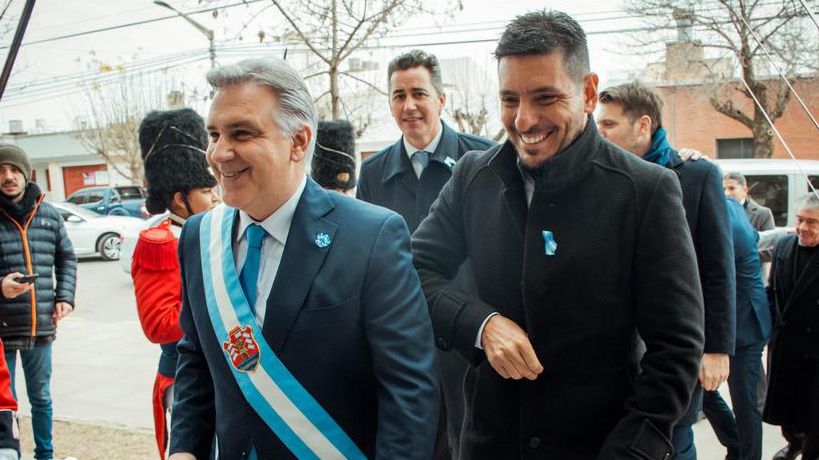 Martín Llaryora junto a Marcos Ferrer