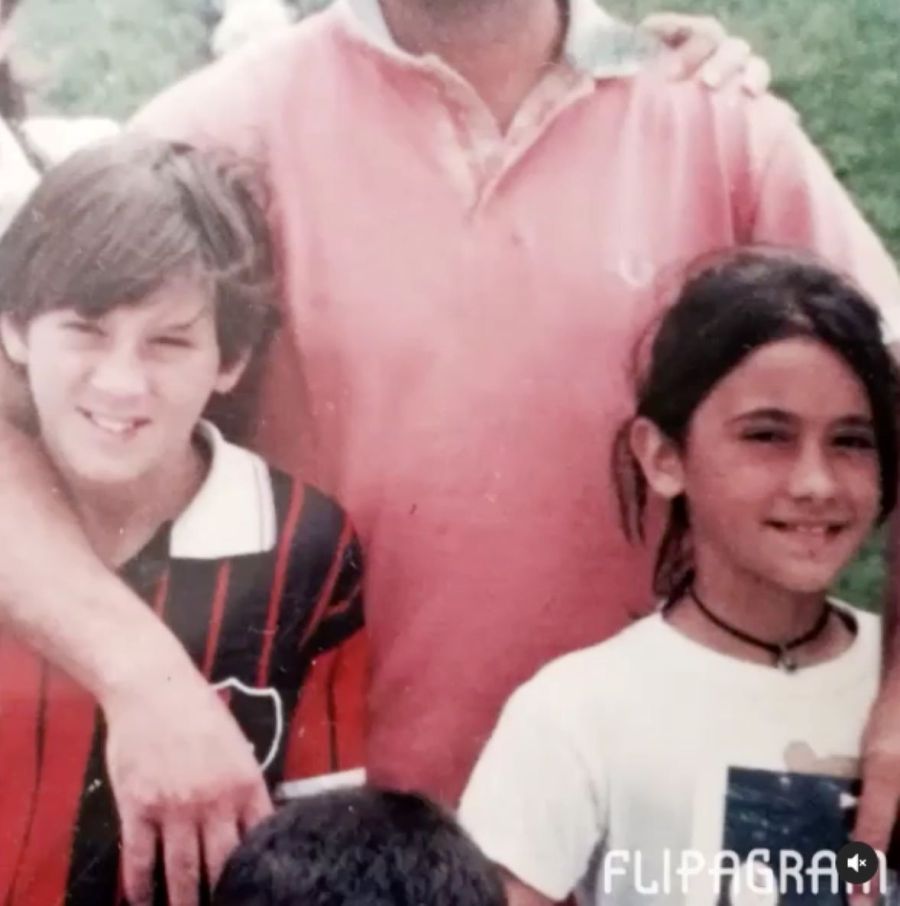 Leo Messi y Antonela Roccuzzo de niños