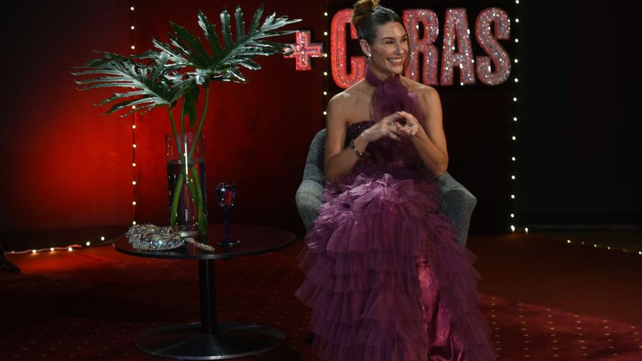 Paula Morales en +Caras