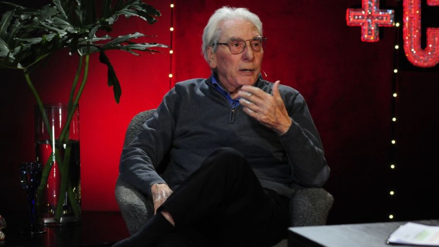 Claudio García Satur en +Caras