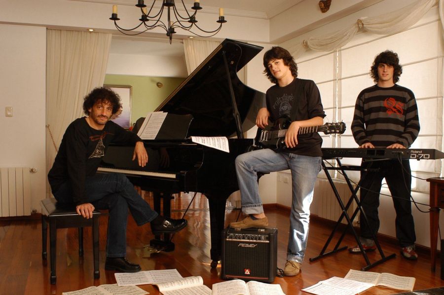 Ángel Mahler junto a sus hijos: Damián y Emanuel Mahler