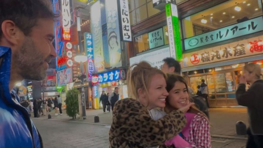 Nicolás, Rocío y Rufina en su viaje a Japón