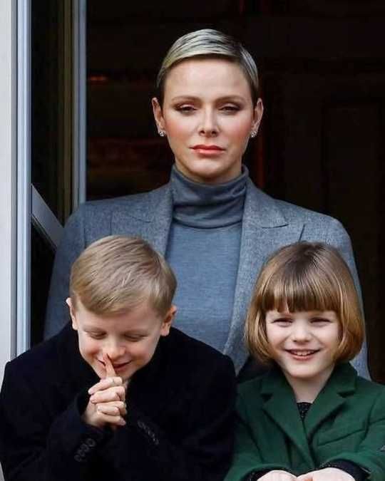 Charlene e hijos