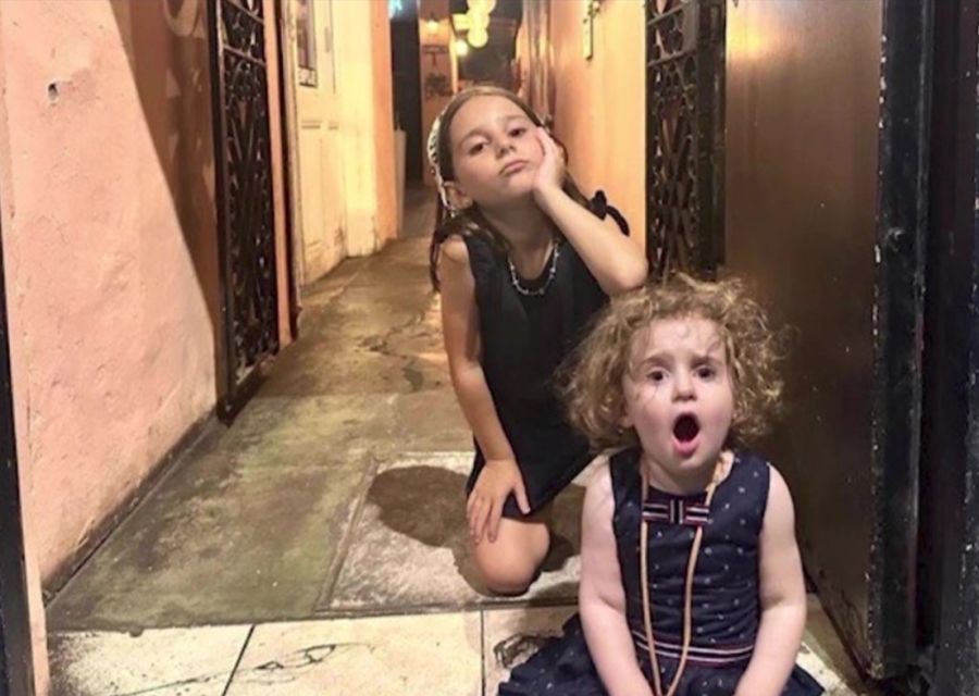 Las nietas de Víctor Laplace, Aurora y Camelia