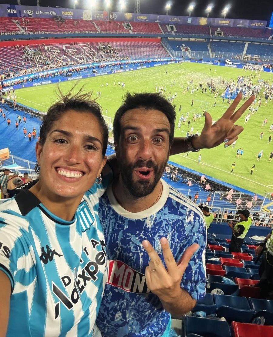Sol y Flavio en la cancha de Racing