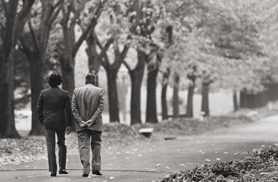 Carlos Menem y Raúl Alfonsín, por Víctor Bugge 