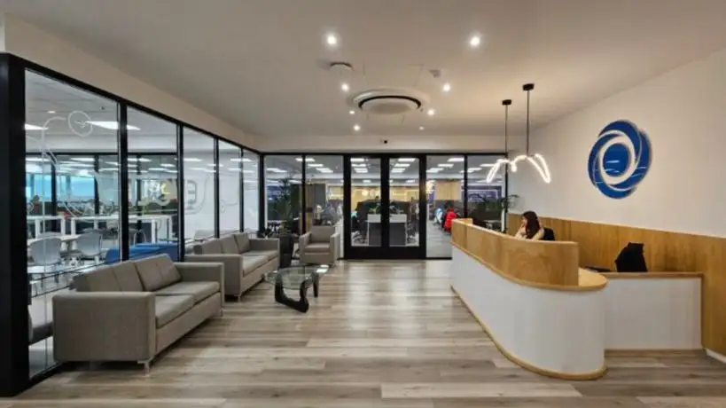 No todo es IA y virtualidad: así es el hub de 200 posiciones que Evoltis inauguró en Córdoba