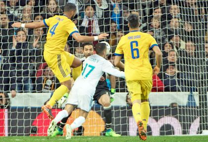 El mundo dividido por un penal
