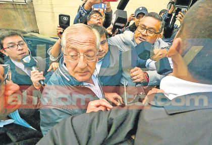 El ex gobernador jujeño Fellner se declaró inocente ante el juez y volvió a la prisión