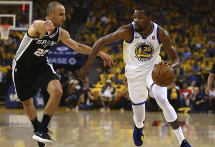 Los Warriors no tuvieron problemas con los Spurs