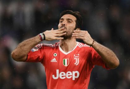 Bomba: suena el nombre de Buffon para llegar a Boca