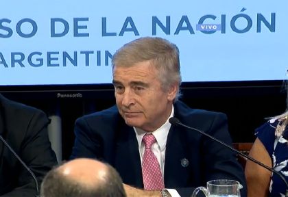 Video: Oscar Aguad responde preguntas de legisladores sobre el submarino ARA San Juan