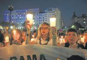 LAS PROTESTAS de las velas por el aumento de las tarifas, casi lo único en lo que el Gobierno fue ortodoxo.