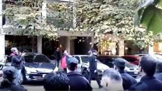 AHORA: Efectivos de la Policía Federal reclaman frente al Ministerio de Seguridad