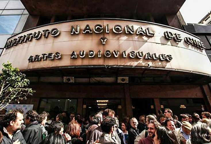 En medio de sospechas por irregularidades, suspendieron al gerente del INCAA