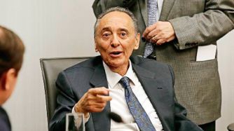 Polémica por la puesta en marcha de la fusión Telecom/Clarín