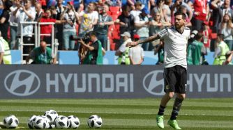 messi precalentamiento 160618