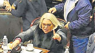 carrio-enojada-aborto-