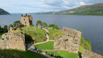Por el Canal de Caledonia al mítico lago Ness