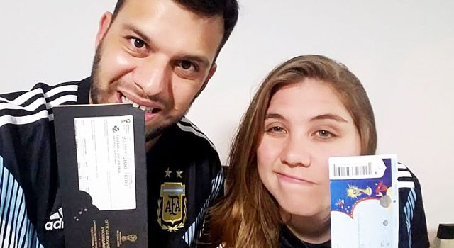 Fausto y Eliana. Viajan hoy a San Petersburgo. “Estamos en las buenas y en las malas”, dicen.