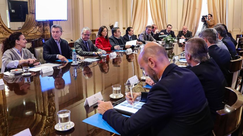 El nuevo decreto de Macri para paralizar el Estado y El nuevo decreto de Macri para paralizar el Estado y