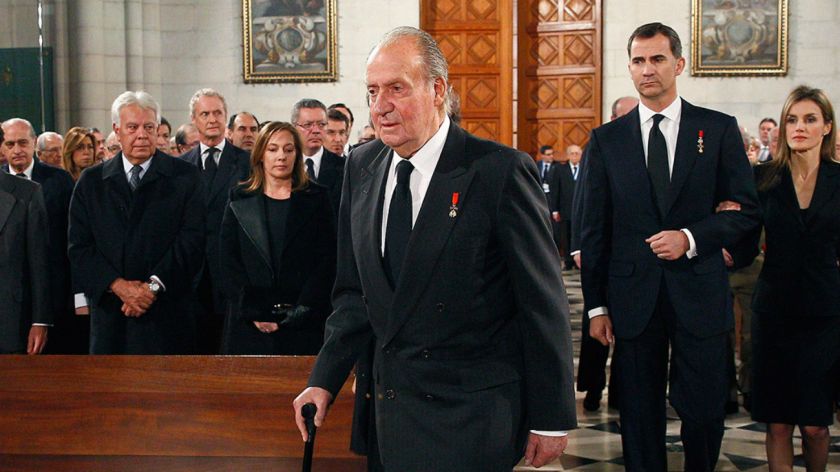Juan Carlos I abdicó al trono tras una serie de escándalos en 2013