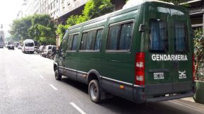 Gendarmeria frente al sindicato de Comercio