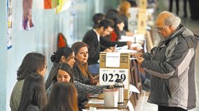 20180720_1326_politica_gente-votando-3