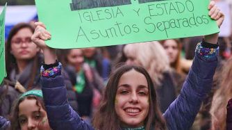0812_iglesia_estado_cedoc_g.jpg